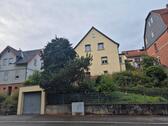 Foto - Ein Familienhaus Mit Möbliert -Garage