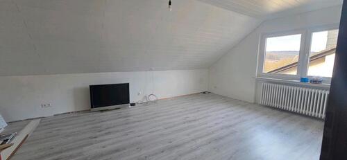 Foto - Dachwohnung zu vermieten - 750,00&nbsp;EUR Kaltmiete, ca.&nbsp; 68,00&nbsp;m&sup2;