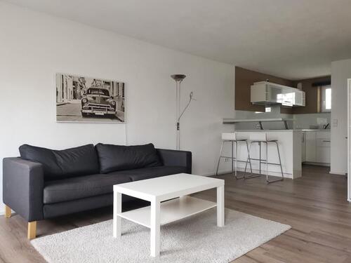 Foto - Freies gepflegtes 1-Zimmer-Apartment, Garage + Balkon in LB-West