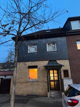 Foto - Großes 5-Zimmer-Haus mit Wintergarten & großem Garten in Essen