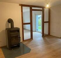 Helle 3-Zimmer-Wohnung (77 qm) mit überdachter Terrasse - Lauda-Königshofen