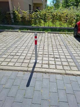 Foto - Vermiete priv. Pkw Stellplatz Parkplatz (abschließbar)