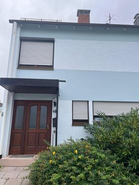 Foto - 6-Zimmer-Doppelhaushälfte Nähe Klinikum