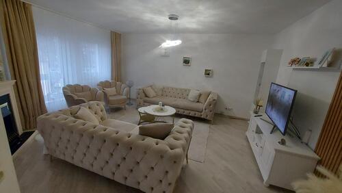 Foto - Gepflegte 3,5-Zimmer-Wohnung mit Balkon und Tiefgaragenstellplatz