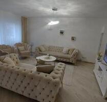 Gepflegte 3,5-Zi-Whg mit Balkon, Büro und Tiefgaragenstellplatz - Schwäbisch Gmünd