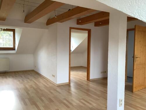 Foto - DG-Wohnung - 600,00&nbsp;EUR Kaltmiete, ca.&nbsp; 70,00&nbsp;m&sup2;