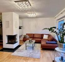 Schönes Reihenhaus mit Einliegerwohnung in BeutelsbachWeinstadt