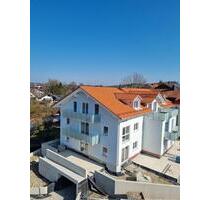 Erstbezug - großzügige bildschöne 3-Zi.-DG-Whg. mit Balkon u. Loggia in Grafing - Grafing bei München