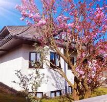 Erzhausen: Exklusive 2FH-Villa in Toplage