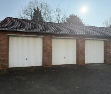 Foto - **Garage in 37077 Göttingen-Weende**