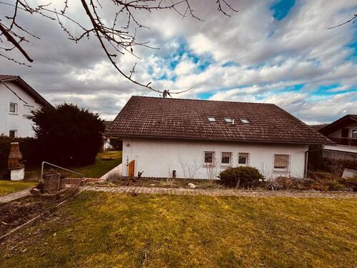Foto - 8 Zimmer Einfamilienhaus zum Kaufen in Büdingen