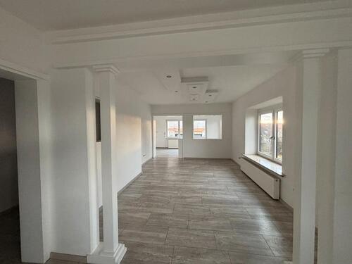 Foto - Schöne, helle Wohnung 3 Zimmer - 850,00&nbsp;EUR Kaltmiete, ca.&nbsp; 85,00&nbsp;m&sup2;