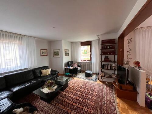 Foto - 3 Zi. Etagenwohnung mit Küche und Balkon