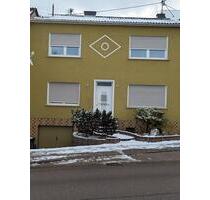 1-2 Familienhaus - 290.000,00&nbsp;EUR Kaufpreis, ca.&nbsp; 140,00&nbsp;m&sup2; in Schwalbach (PLZ: 66773)