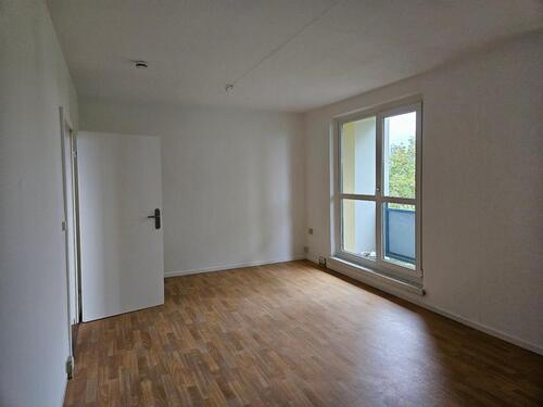 Foto - 48 qm-große Ein-Raumwohnung mit Einbauküche für 560 EUR