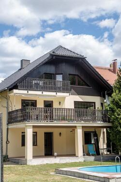 Foto - Einfamilienhaus und Einliegerwohnung +diversen Extras zu verkaufe