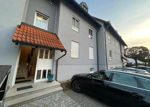 Foto - 3 Zimmer Wohnung - 650,00&nbsp;EUR Kaltmiete, ca.&nbsp; 77,06&nbsp;m&sup2;