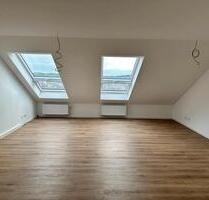 Neue Dachgeschosswohnung - 869,00&nbsp;EUR Kaltmiete, ca.&nbsp; 79,00&nbsp;m&sup2; in Ochsenfurt (PLZ: 97199)