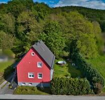 Ein - Zweifamilienhaus - 260.000,00 EUR Kaufpreis, in Haiger (PLZ: 35708)