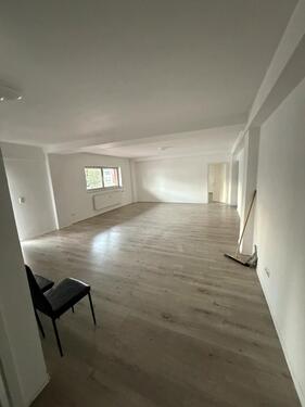 Foto - 4-Zimmer-Wohnung ca. 150 m² – Küche & Bad