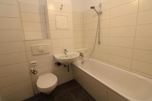 Foto - Schicke Wohnung statt Bett im Kornfeld…3-RW mit heller Küche, Wanne u. Balkon!!!