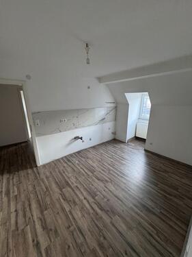 Foto - 2-Zimmer Dachgeschosswohnung in Gemünden am Main-sofort verfügbar