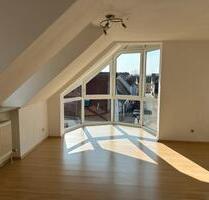Helle 2-Zimmer-Wohnung mit Loft-Charakter Balkon und Dachboden - Gunzenhausen