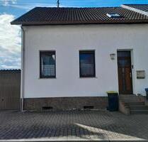 EFH in Sackgasse OHNE MAKLER - 249.000,00 EUR Kaufpreis, in Ensdorf (PLZ: 66806)