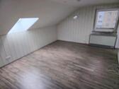 Foto - 3 Zimmer Dachgeschoßwohnung zur Miete in Kleinostheim