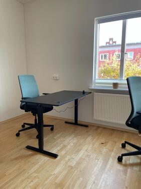 Foto - Arbeitsplatz - 250,00 EUR Kaltmiete,