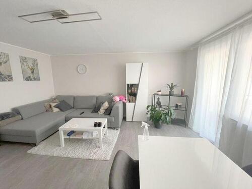 Foto - Sehr schöne, große 2 Zi-Whg mit Südbalkon in Waldbüttelbrunn