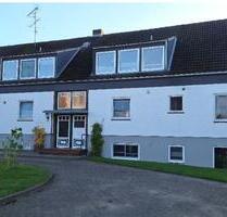 Helle 4 Zimmer Souterrainwohnung - Schenefeld