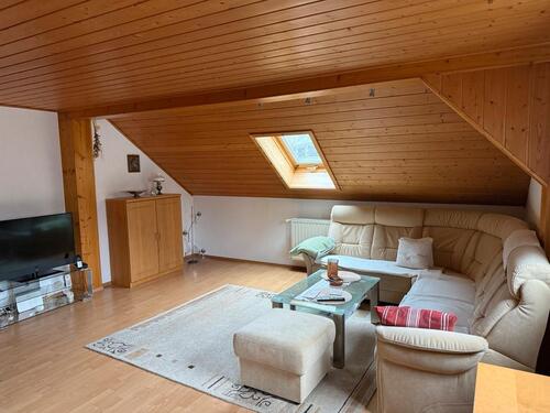 Foto - Vermiete 3 Zimmer Dachgeschosswohnung - neues Bad