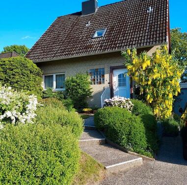 Foto - Freistehendes EFH in begehrter Lage von Neumünster-Gartenstadt