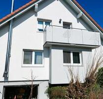 Einfamilienhaus mit Einliegerwohnung - Rosengarten