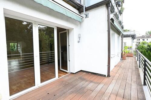 Foto - Moderne 3,5-Zimmer-Wohnung mit Balkon in Düsseldorf
