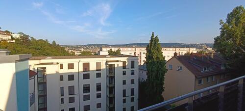 Foto - Stilvolle 2-Raum-DG-Wohnung in Stuttgart Zentrum