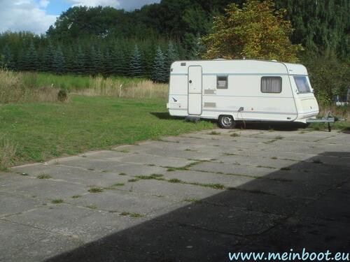 Foto - Stellpatz: Wohnwagen, Boot, Anhänger.