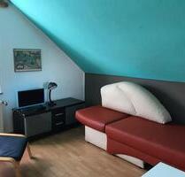 Biete sep.möb.Zimmer kein WG Zimmer Min. Zeitraum 3 Monate - Essen Stadtbezirk VII