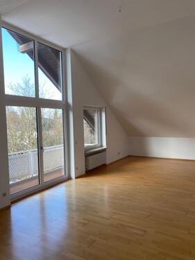 Foto - 4 Zimmer Dachgeschoßwohnung zur Miete in München