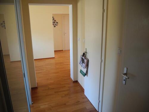 Foto - Helle 3,5-Zi Whg mit Loggia+Weitblick - vermietete Kapitalanlage