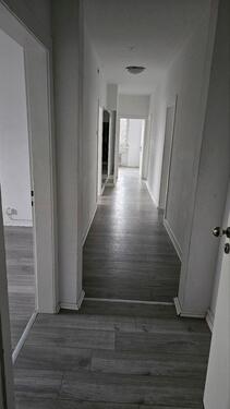 Foto - 4 Zimmer Wohnung 120m² - 1.000,00 EUR Kaltmiete,