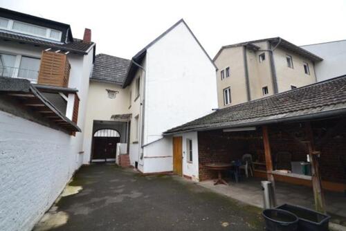 Foto - 12 Zimmer Mehrfamilienhaus, Wohnhaus zum Kaufen in Bonn