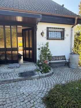Foto - Einfamilienhaus mit Garten, Terrasse und Balkon in Taunusstein