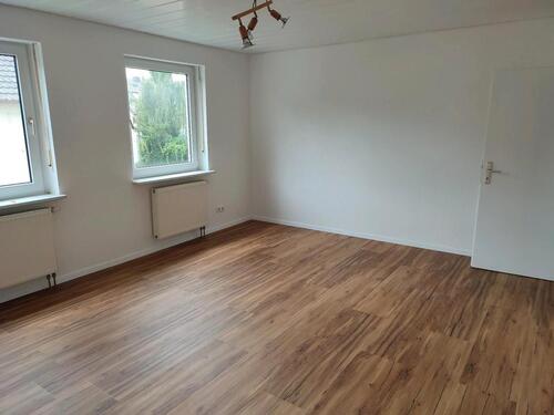 Foto - Lichtdurchflutete 4-ZKB-Wohnung in kleiner Wohnanlage