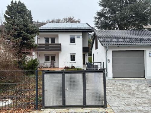 Foto - Großzügige DHH mit 2 Terrassen sowie Garten