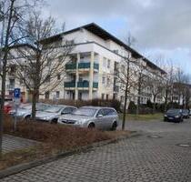 Moderne 2-Zimmer-Wohnung mit umlaufender Dachterrasse & Skyline - Taucha