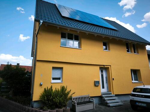 Foto - Charmantes großes freistehendes Einfamilienhaus 1000m² Grundstück