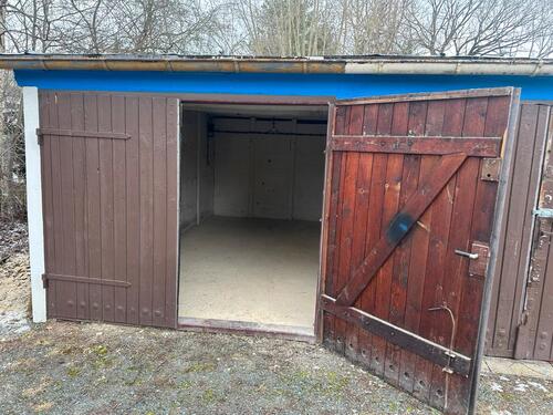 Foto - Garage zu vermieten. Keine Außenarbeiten nötig.