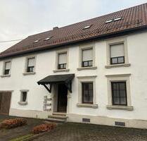 Etagenwohnung in Güdesweiler - 800,00&nbsp;EUR Kaltmiete, ca.&nbsp; 97,00&nbsp;m&sup2; in Oberthal (PLZ: 66649)